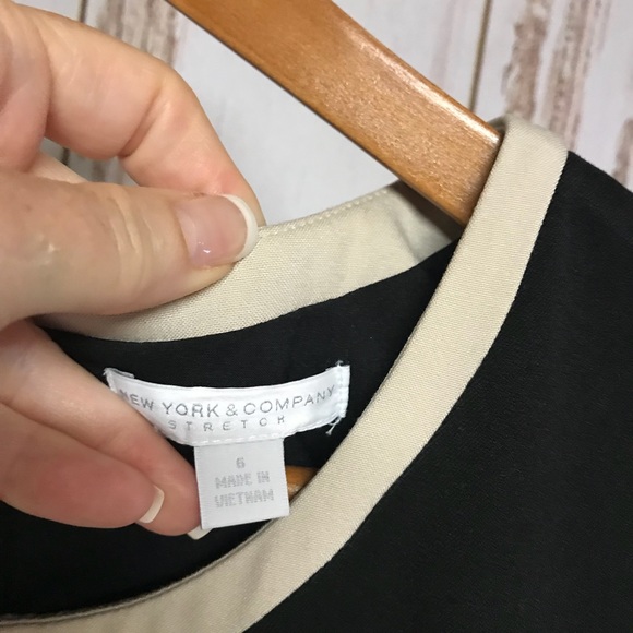 Colorblock Dress - Picture 2 of 7